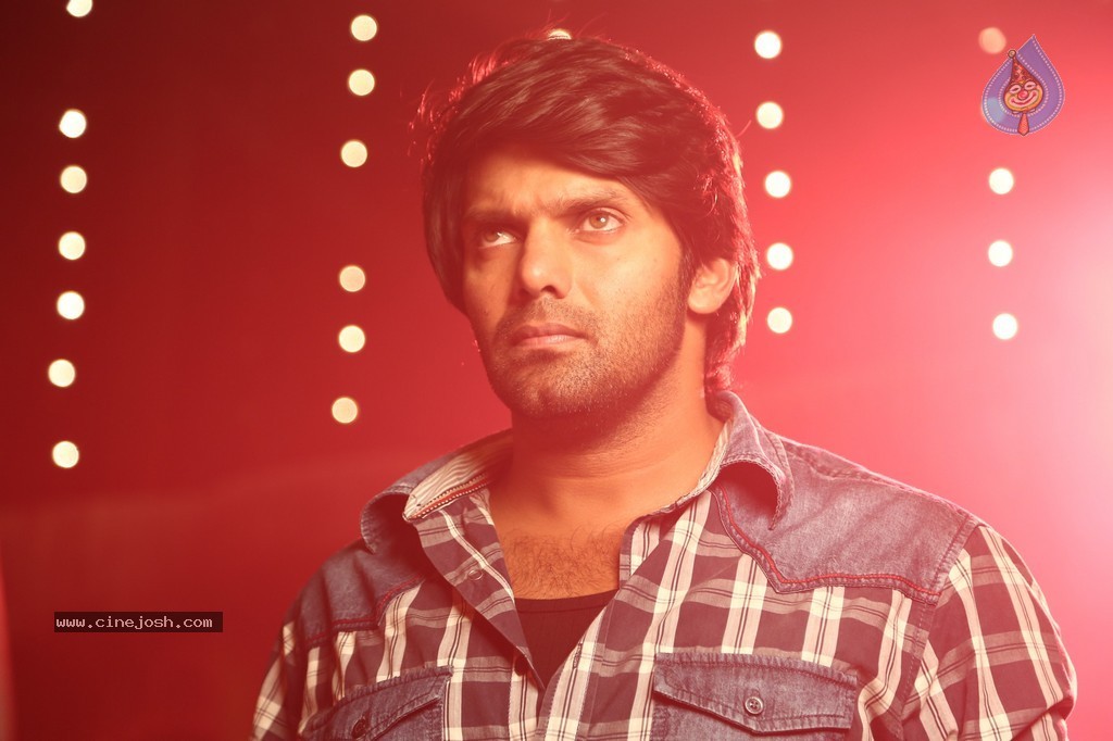 Meagaamann Tamil Movie New Stills - 23 / 44 photos