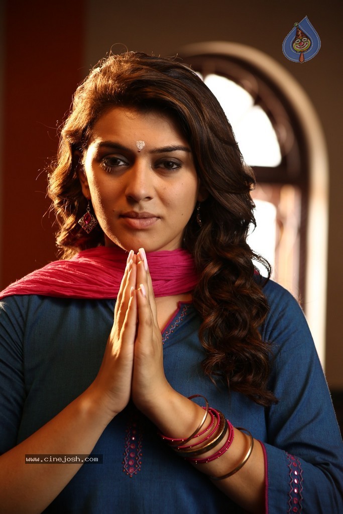 Meagaamann Tamil Movie New Stills - 32 / 44 photos