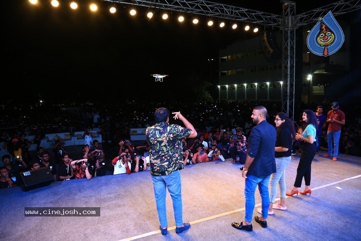 Meeku Maathrame Chepta Team at Srinidhi College - 19 / 24 photos