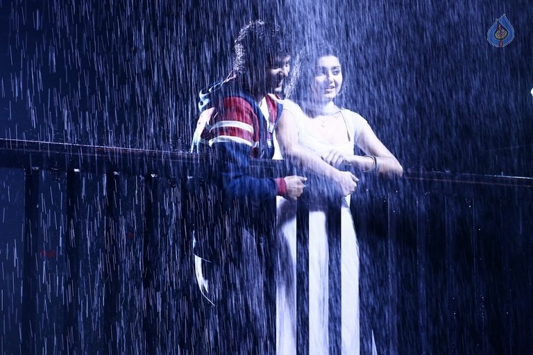 Meeku Meere Maaku Meeme Stills - 9 / 15 photos