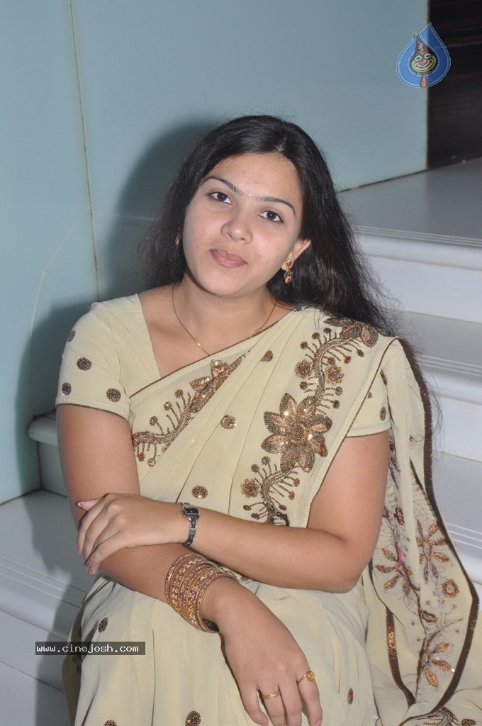 Meeravudan Krishna Tamil Movie Stills - 43 / 83 photos