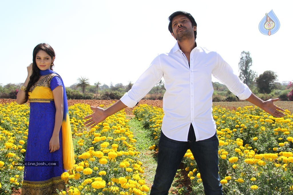Mei Maranthen Tamil Movie Hot Stills - 42 / 42 photos