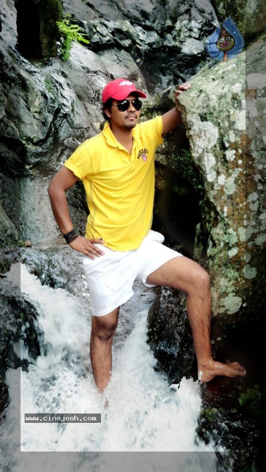 Memiddaram Preminchukunnam Movie Walls - 9 / 30 photos