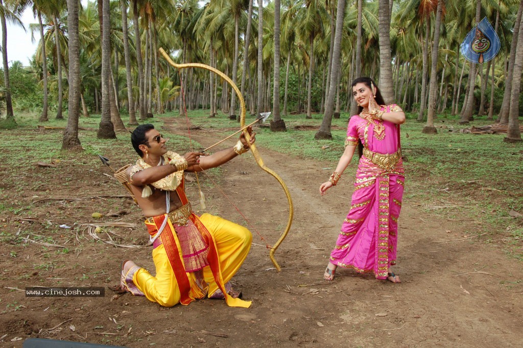 Mike Testing 143 Movie Hot Stills - 13 / 27 photos