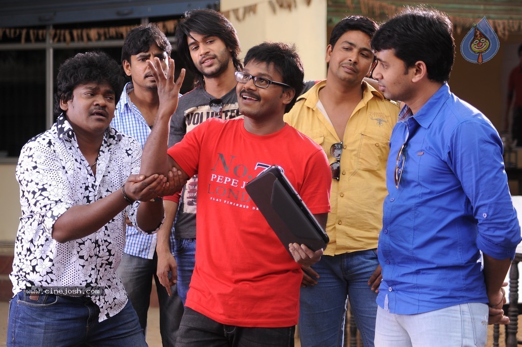 Mirchi Lanti Kurradu Movie Stills - 11 / 25 photos