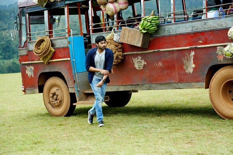 Mister Movie New Photos - 47 / 108 photos