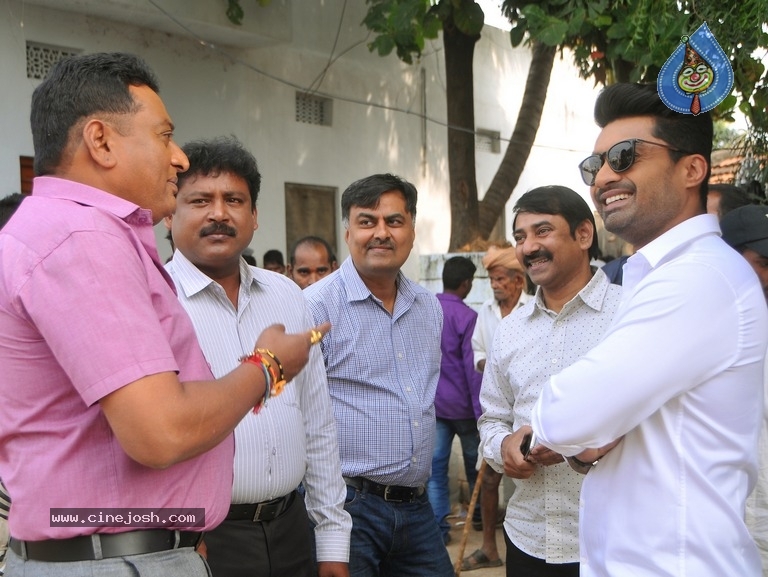 MLA Movie Working Stills - 1 / 6 photos
