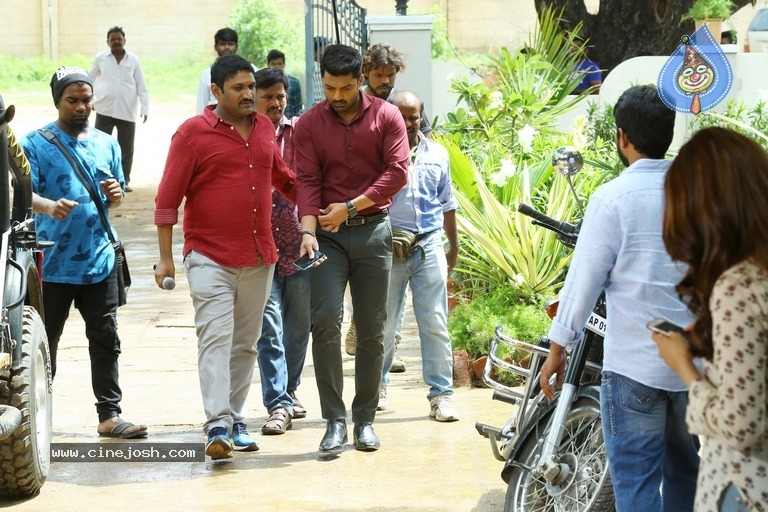MLA Movie Working Stills - 2 / 6 photos