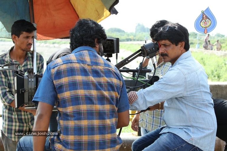 MLA Movie Working Stills - 3 / 6 photos