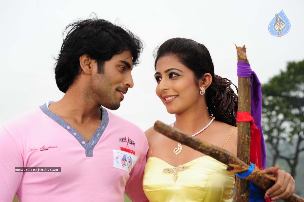 Moda Modala Maatu Chanda Film Stills - 5 / 32 photos