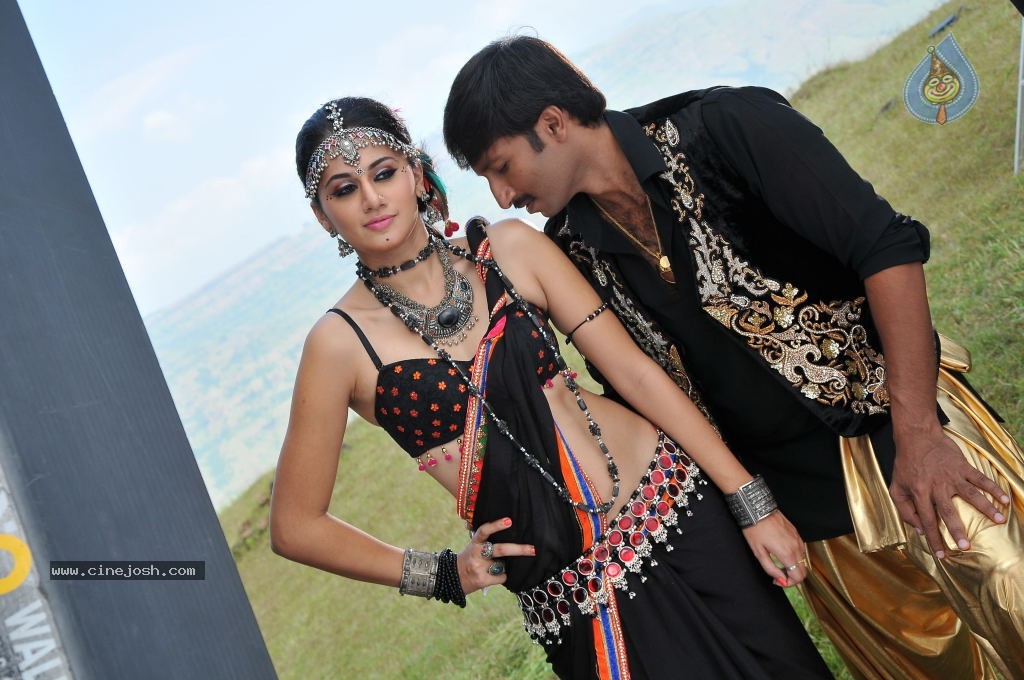 Mogudu Movie Stills - 4 / 7 photos