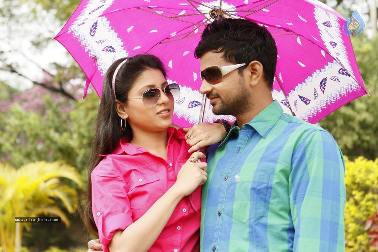 Mohabbath Mein Movie Stills - 3 / 7 photos