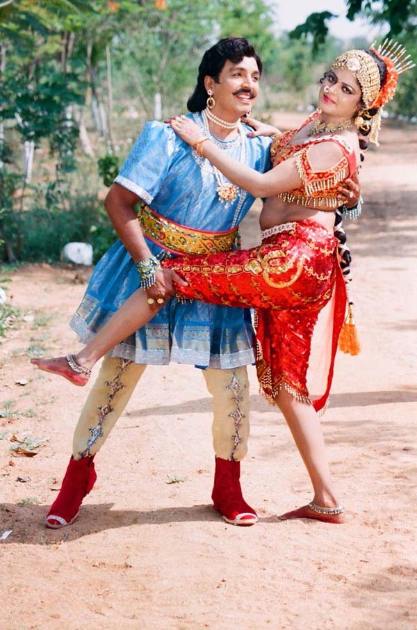 Mohini Jaganmohini - 21 / 25 photos