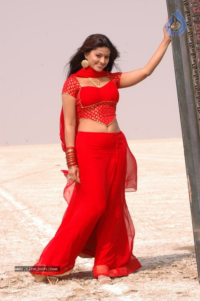 Mondi Mogudu Movie Stills - 17 / 25 photos