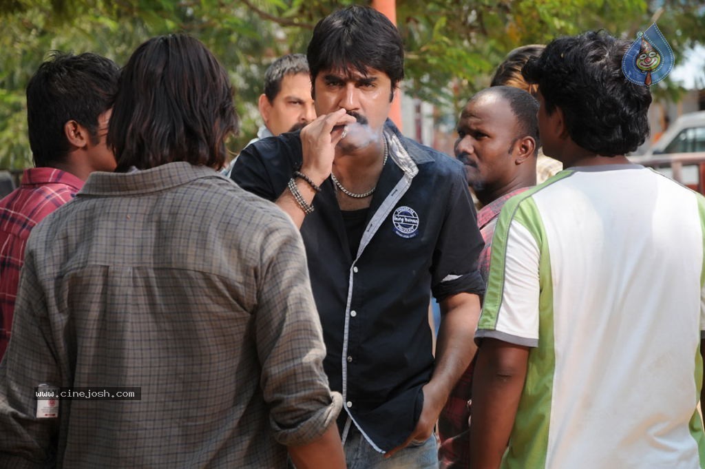 Mondodu Movie New Photos - 2 / 16 photos