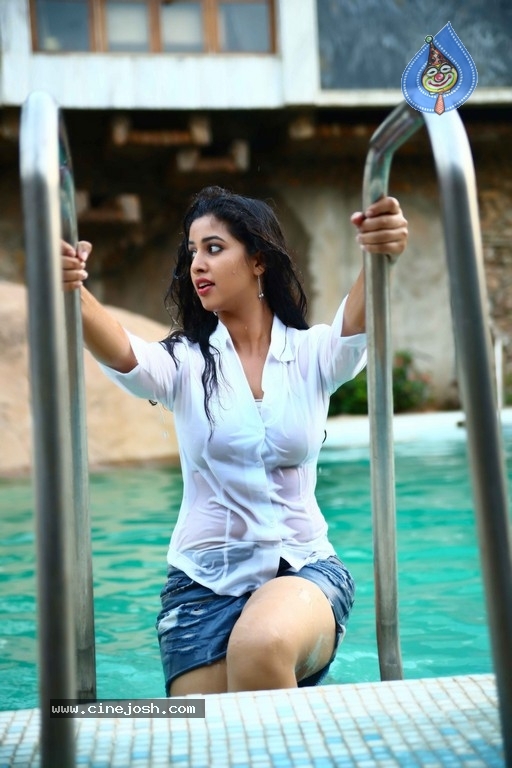 Moodu Puvvulu Aaru Kayalu Movie New Stills - 13 / 15 photos