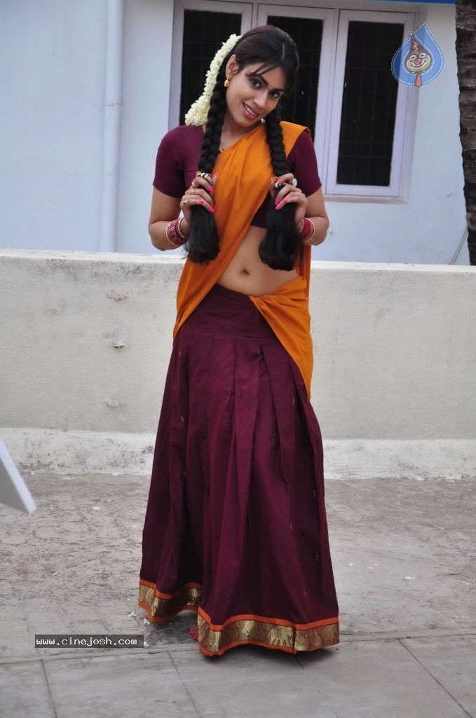 Moovar Tamil Movie Stills - 20 / 25 photos