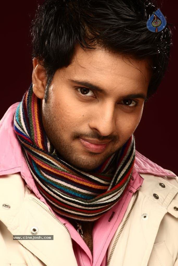 Moovar Tamil Movie Stills - 24 / 25 photos