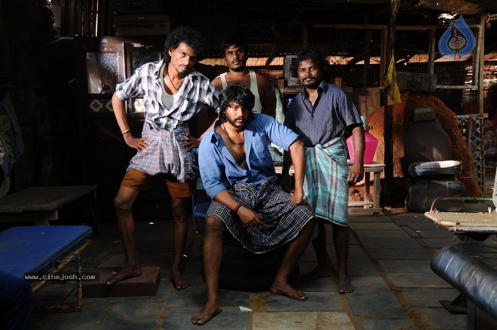 Mosakkutty Tamil Movie Stills - 5 / 27 photos