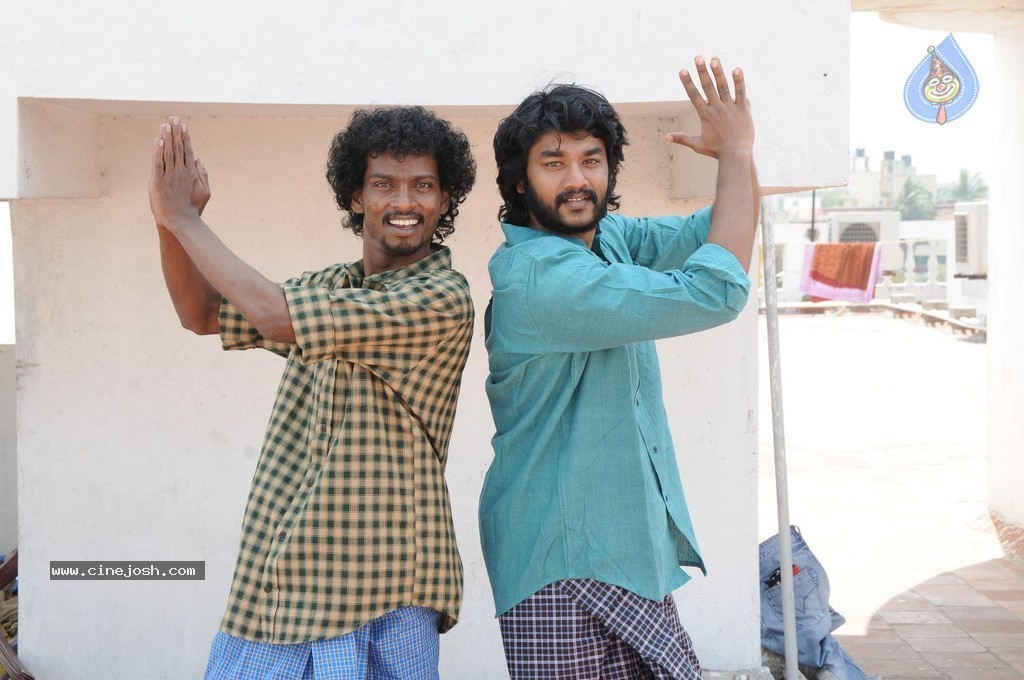 Mosakkutty Tamil Movie Stills - 22 / 27 photos