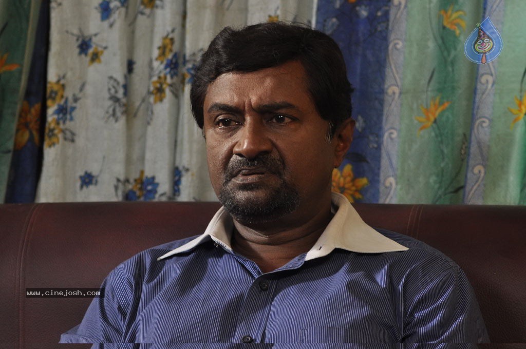 Mounamana Neram Tamil Movie Stills - 55 / 66 photos