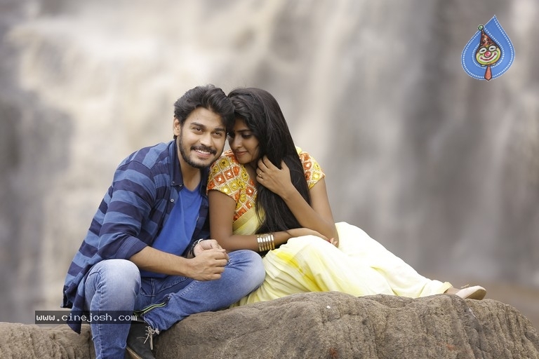 Mouname Ishtam Movie Stills - 1 / 18 photos