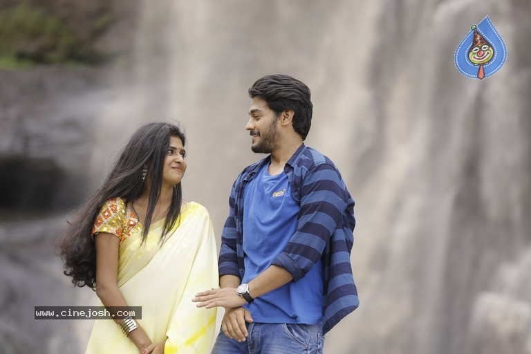 Mouname Ishtam Movie Stills - 6 / 18 photos