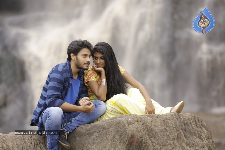 Mouname Ishtam Movie Stills - 8 / 18 photos