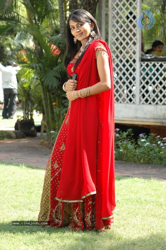 Mr. Lavangam Movie New Stills - 5 / 27 photos