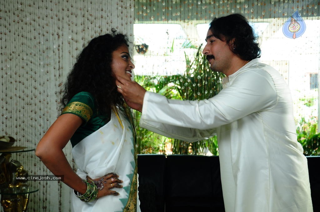 Mr. Manmadha Movie New Stills - 24 / 65 photos