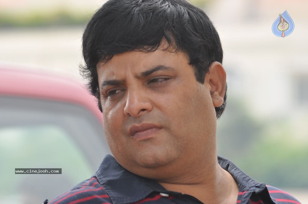 Mr. Manmadha Movie New Stills - 41 / 65 photos