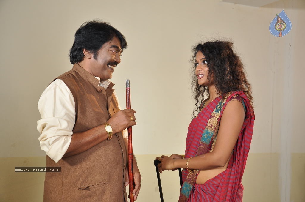 Mr. Manmadha Movie New Stills - 55 / 65 photos