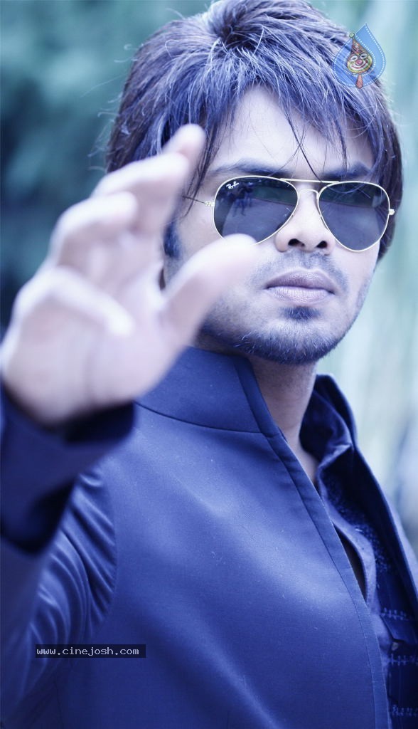 Mr. Nokia Movie Hot Stills - 39 / 89 photos