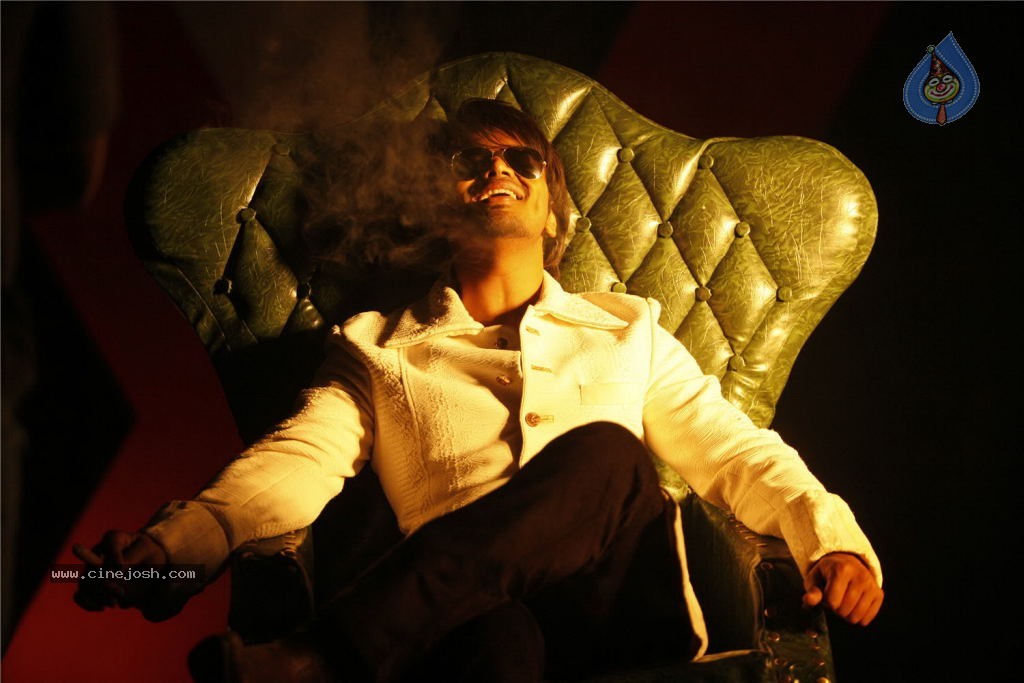 Mr. Nokia Movie Hot Stills - 64 / 89 photos