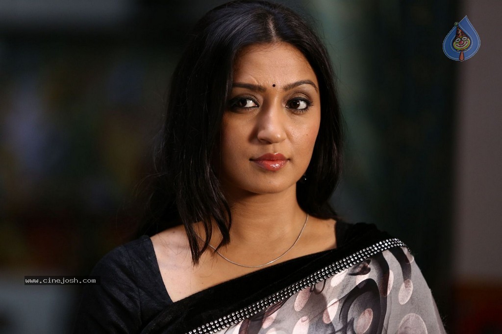 Mr Fraud Malayalam Movie Stills - 37 / 88 photos