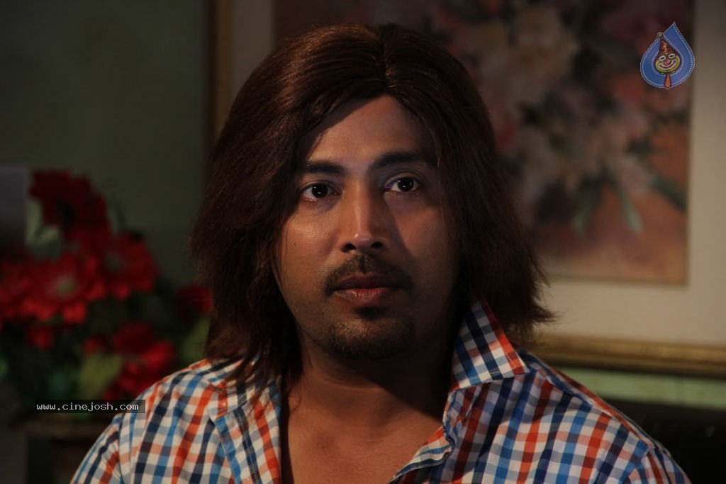 Mr.Rajesh Movie Stills - 14 / 34 photos