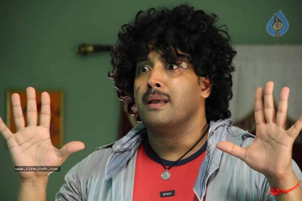 Mr.Rajesh Movie Stills - 18 / 34 photos