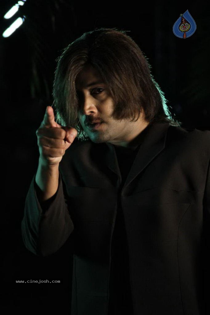 Mr.Rajesh Movie Stills - 29 / 34 photos