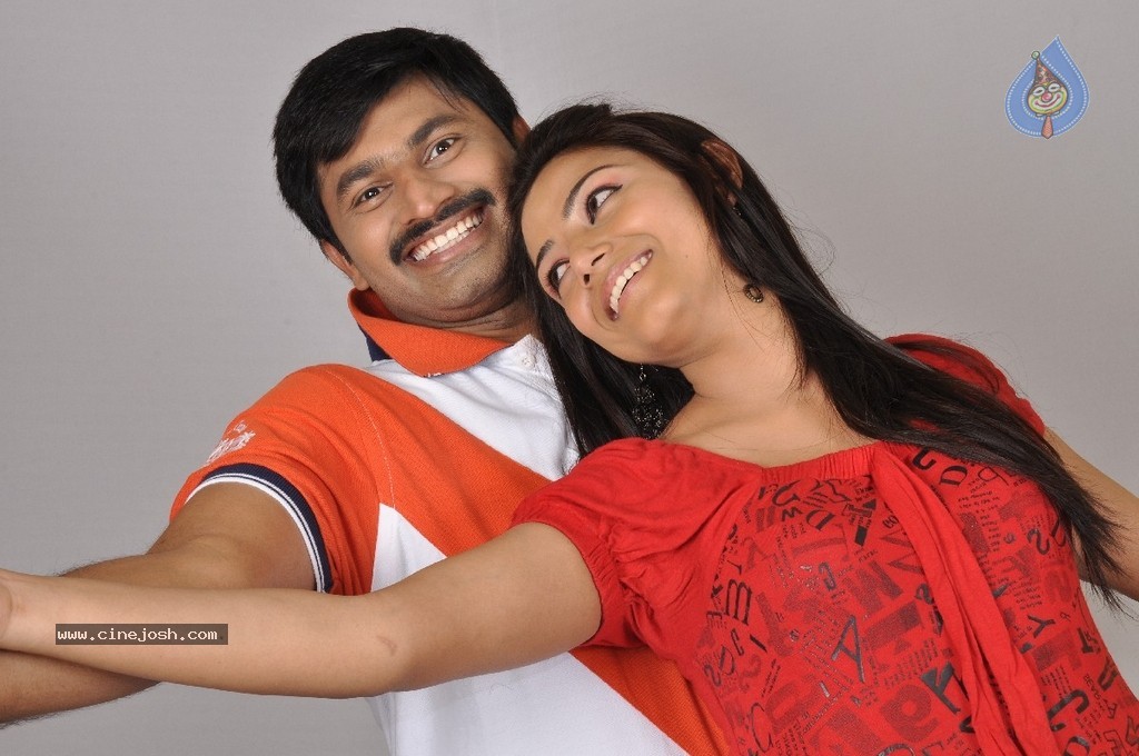 Mudduga Movie Stills n Walls - 38 / 69 photos