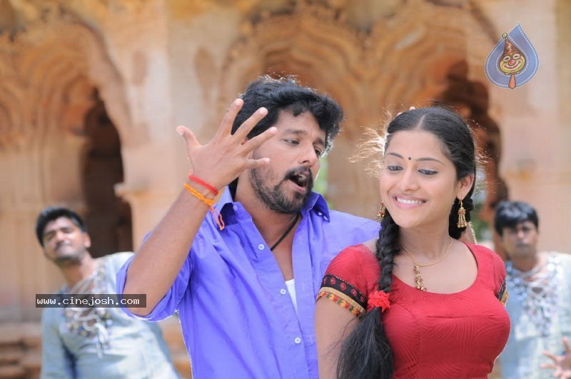 Mudhal Idam Tamil Movie Stills - 10 / 24 photos