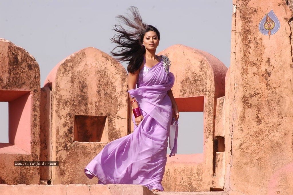 Murattu Kaalai Tamil Movie Stills - 42 / 53 photos