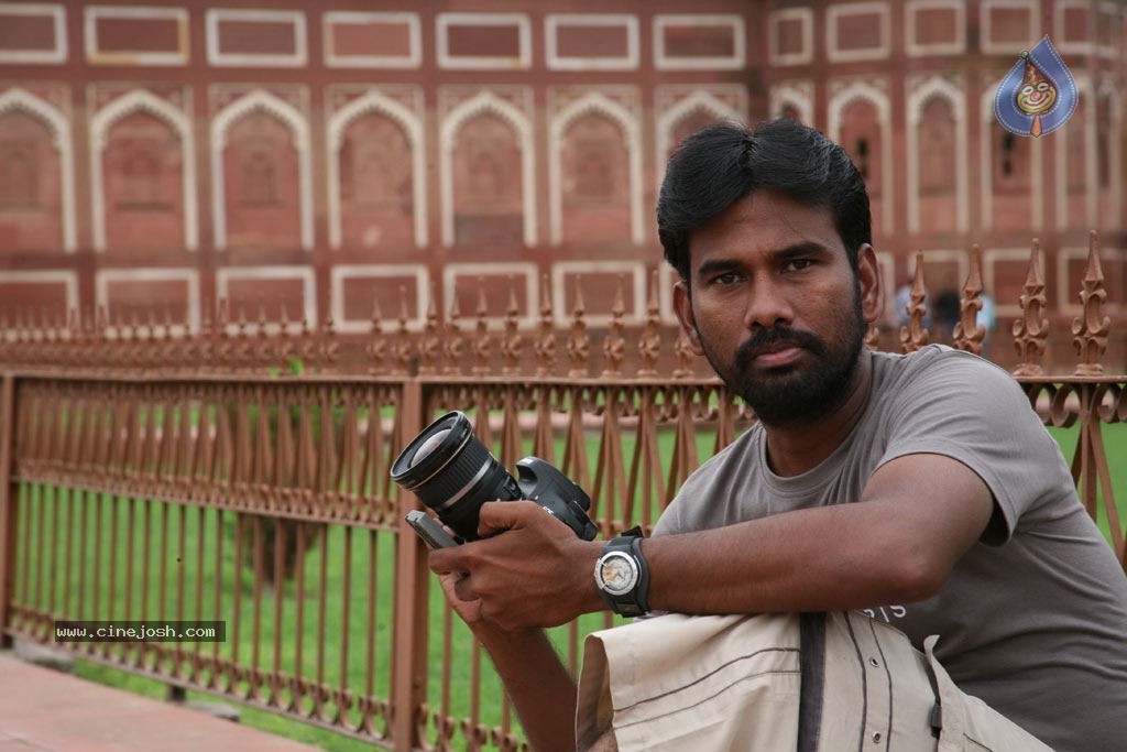 Muyal Tamil Movie Stills  - 62 / 94 photos