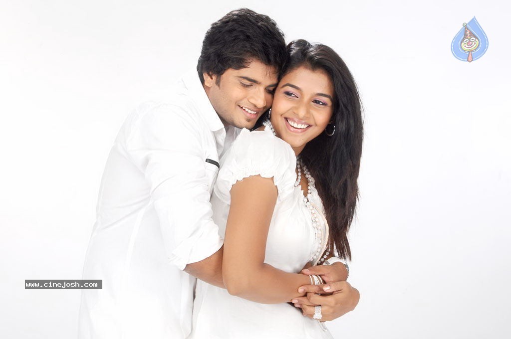 Muyal Tamil Movie Stills  - 90 / 94 photos