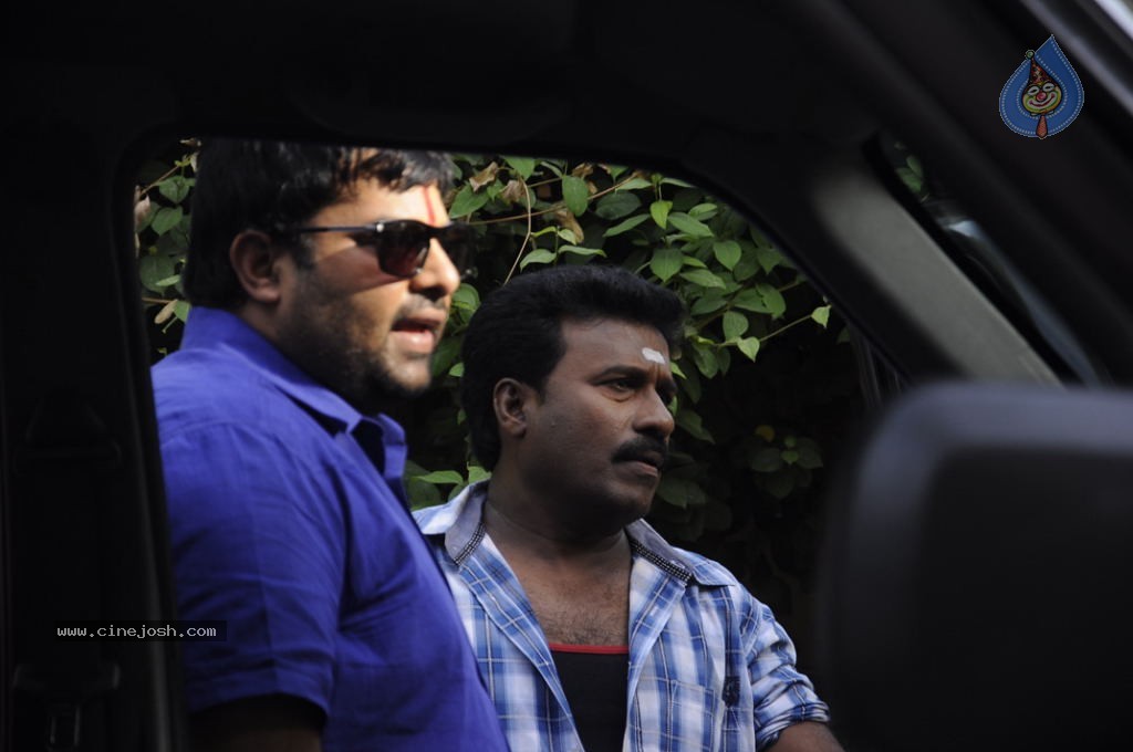 Naa Style Naade Movie Gallery - 37 / 46 photos