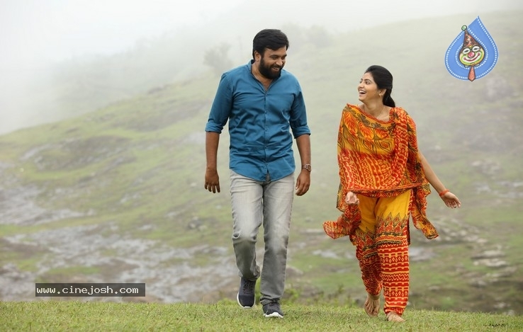 Naadodigal 2 Tamil Movie Stills - 2 / 13 photos