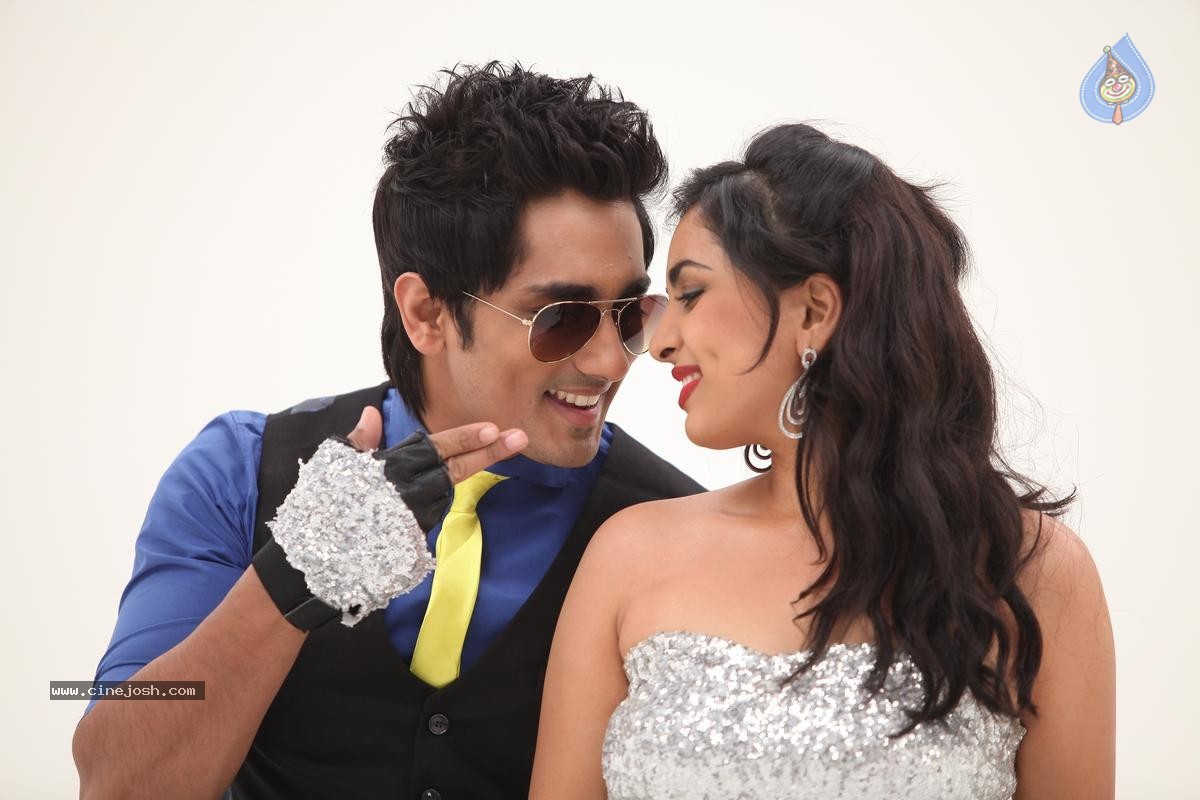 Naalo Okkadu Movie Stills - 11 / 12 photos