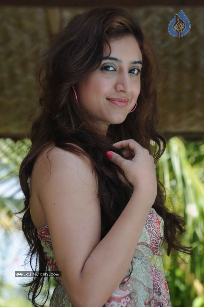 Naalu Perum Romba Nallavanga Tamil Movie Stills - 26 / 52 photos