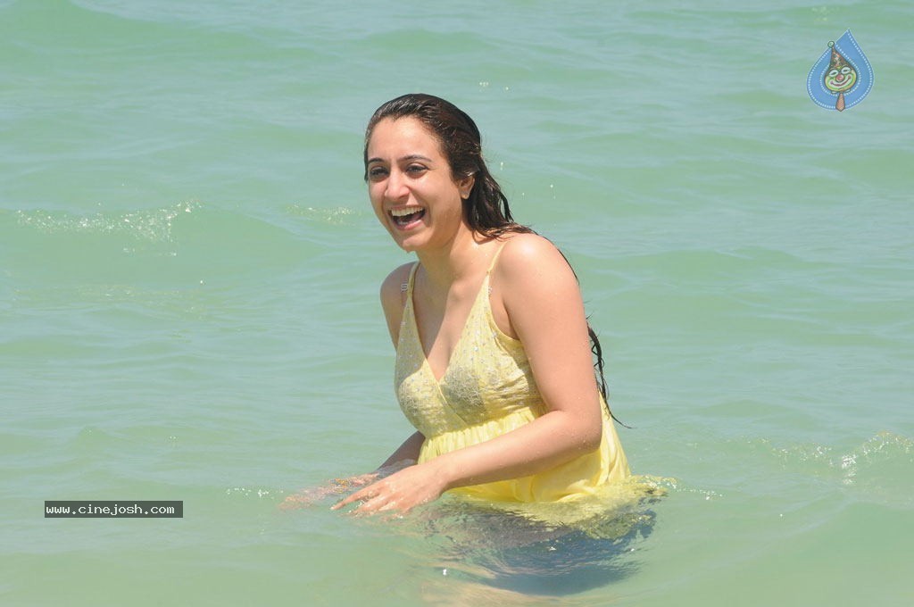 Naalu Perum Romba Nallavanga Tamil Movie Stills - 41 / 52 photos