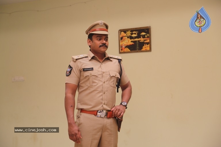 Naalugo Simham Movie New Stills - 3 / 5 photos