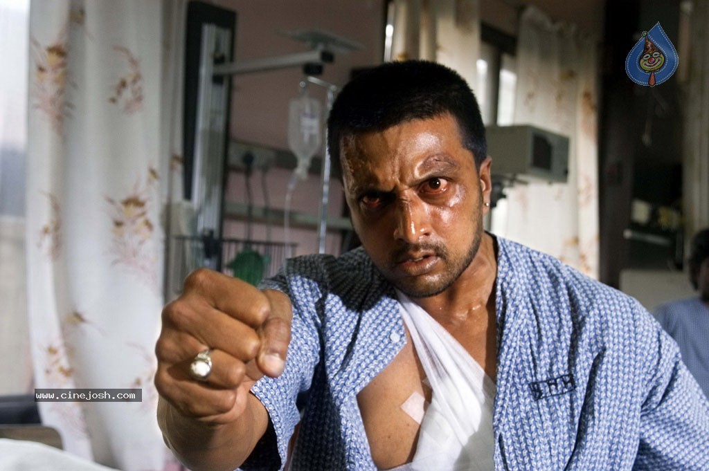 Naan Chathriyan Tamil Movie Stills - 27 / 39 photos